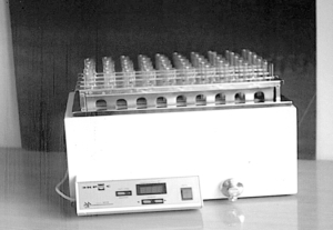 Водяная лабораторная баня ПЭ-4310